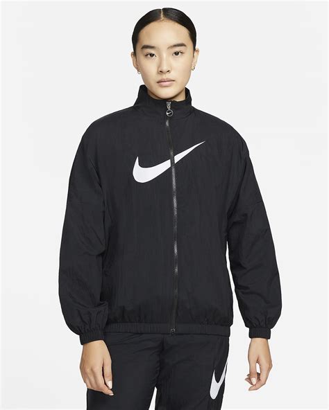 nike essential|nike sportswear essential.